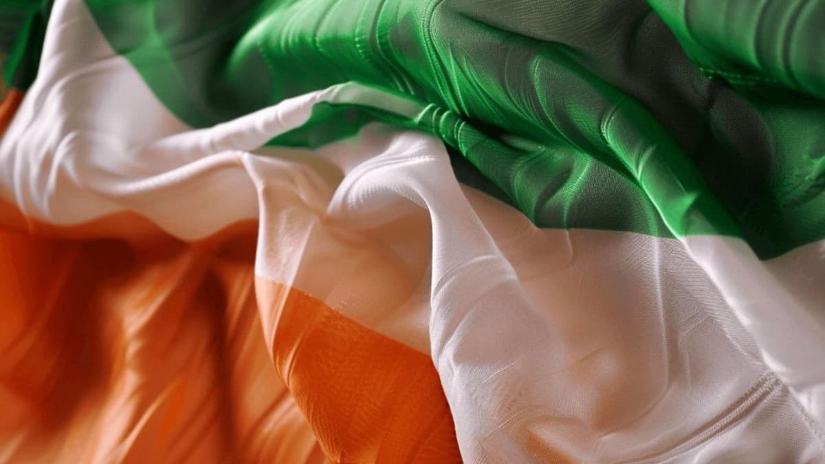 Gros plan sur le drapeau de la Côte d'Ivoire